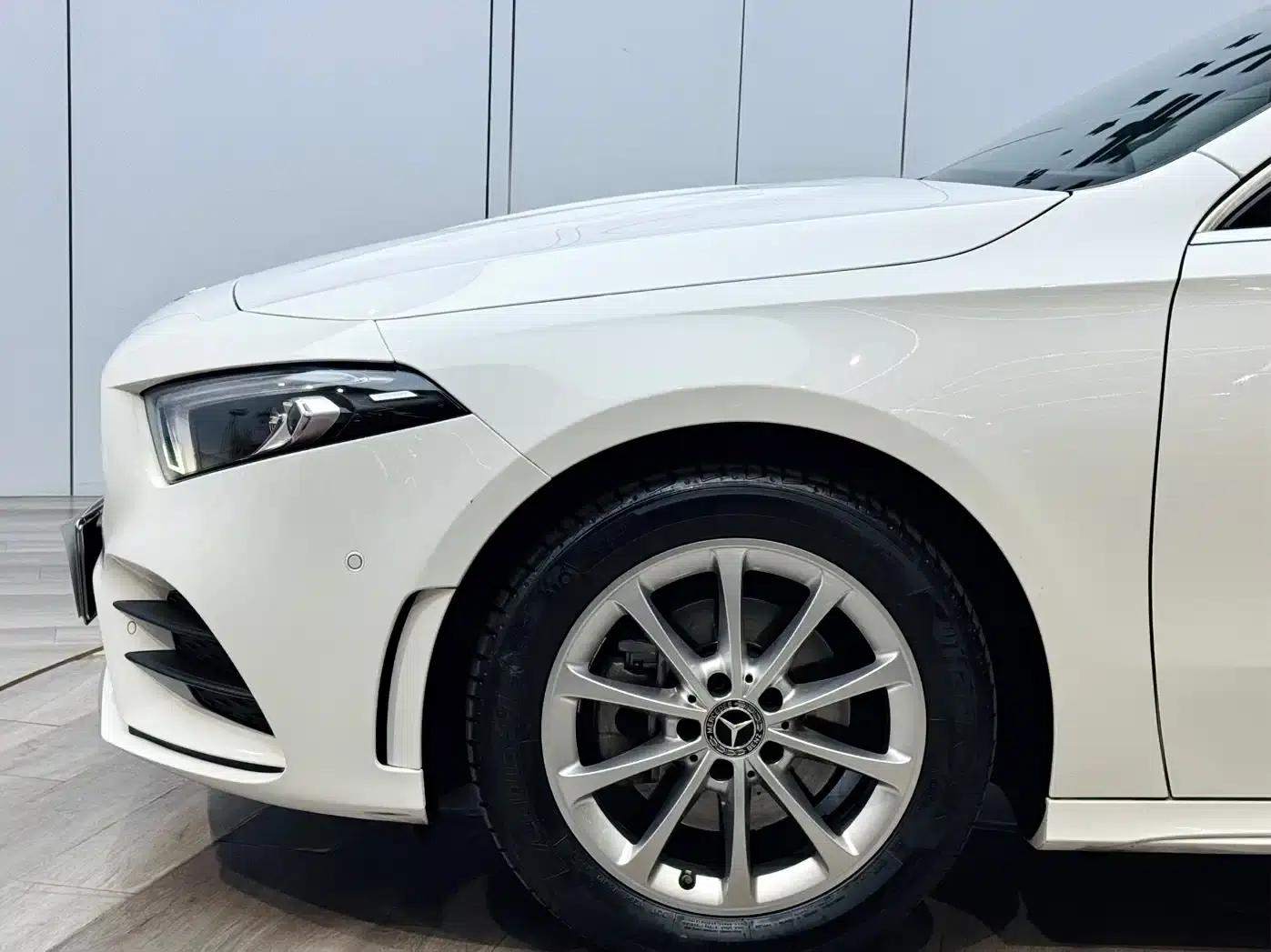 Mercedes-Benz A-Class 2022 A 200 L Sport Sedan Dynamic Edition — миниатюра 23