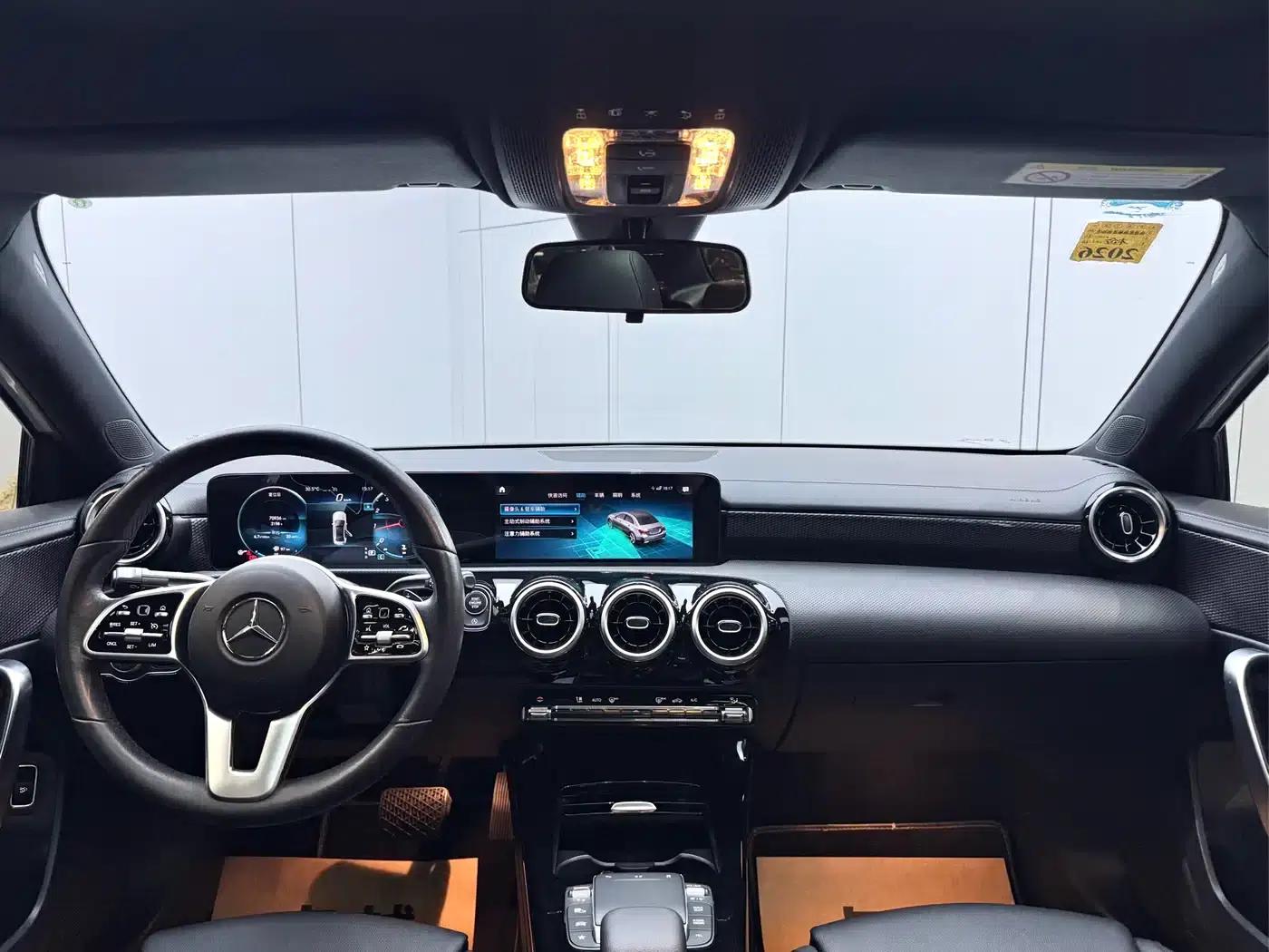 Mercedes-Benz A-Class 2022 A 200 L Sport Sedan Dynamic Edition — миниатюра 26