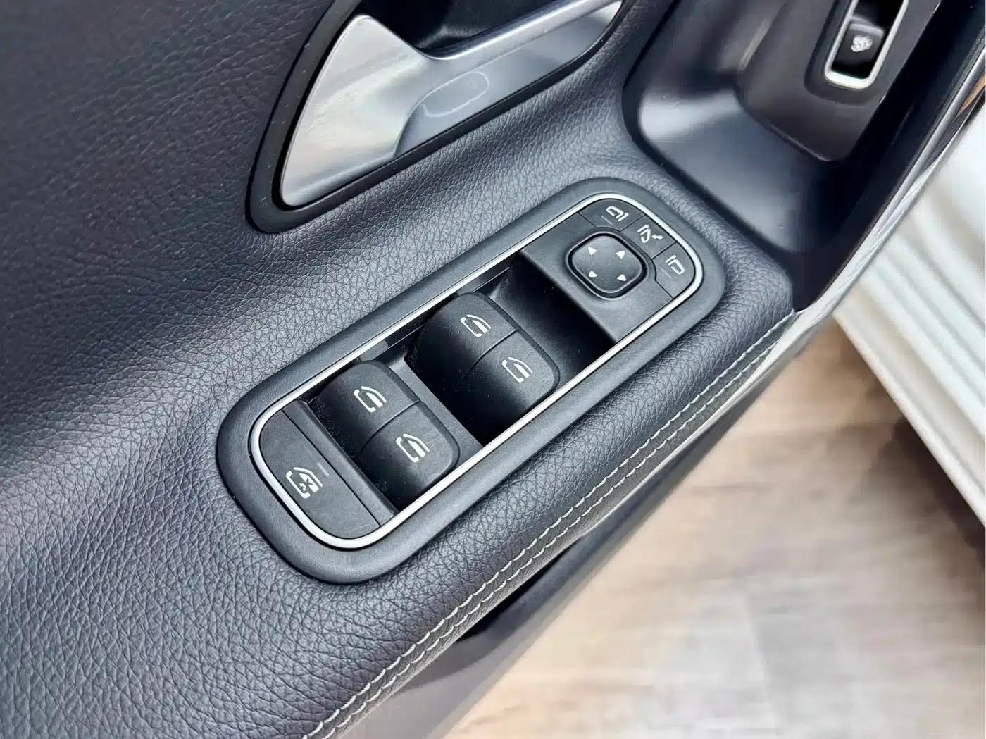 Mercedes-Benz A-Class 2022 A 200 L Sport Sedan Dynamic Edition — миниатюра 10
