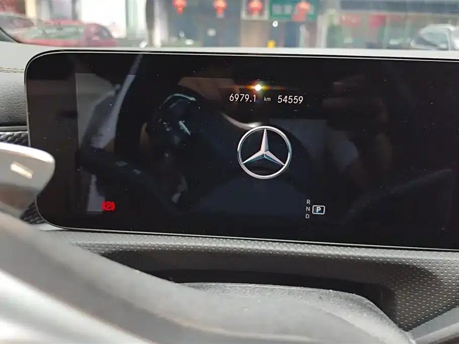 Mercedes-Benz A-Class 2021 A 200 L Sport Sedan Fashion Edition — миниатюра 14