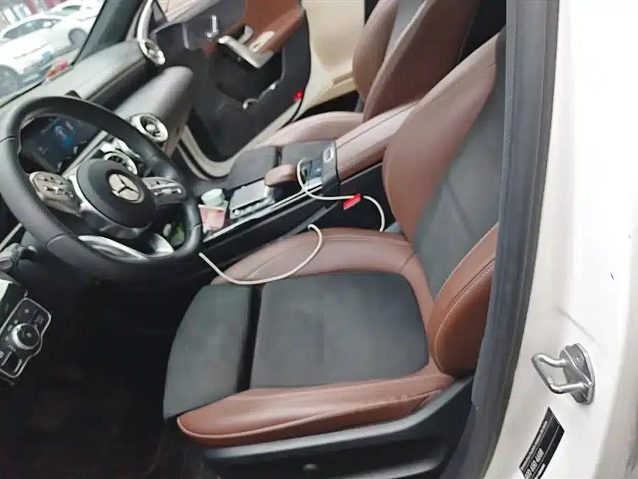 Mercedes-Benz A-Class 2021 A 200 L Sport Sedan Fashion Edition — миниатюра 9