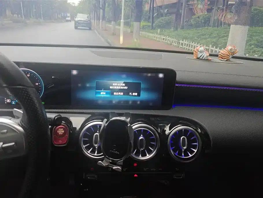 Mercedes-Benz A-Class 2019 Facelift A 200 L Sport Sedan — миниатюра 13