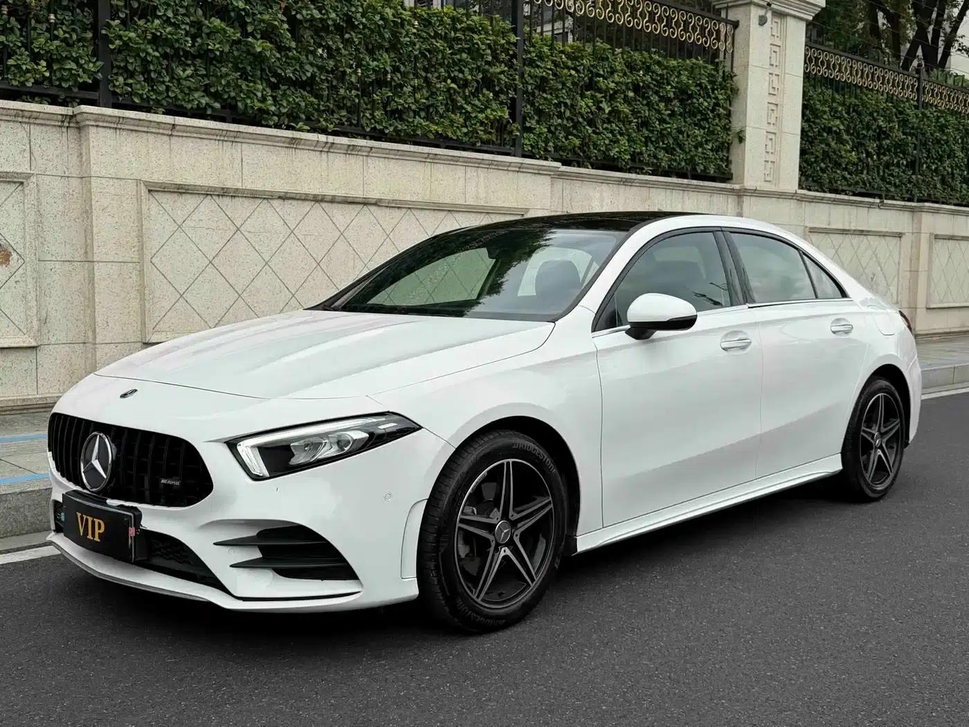 2019 Mercedes-Benz A-Class A 200 L Sport Sedan — миниатюра 1