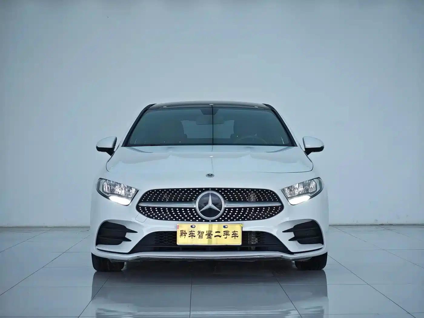 Mercedes-Benz A-Class 2021 Facelift A 180 L Sport Sedan — миниатюра 2