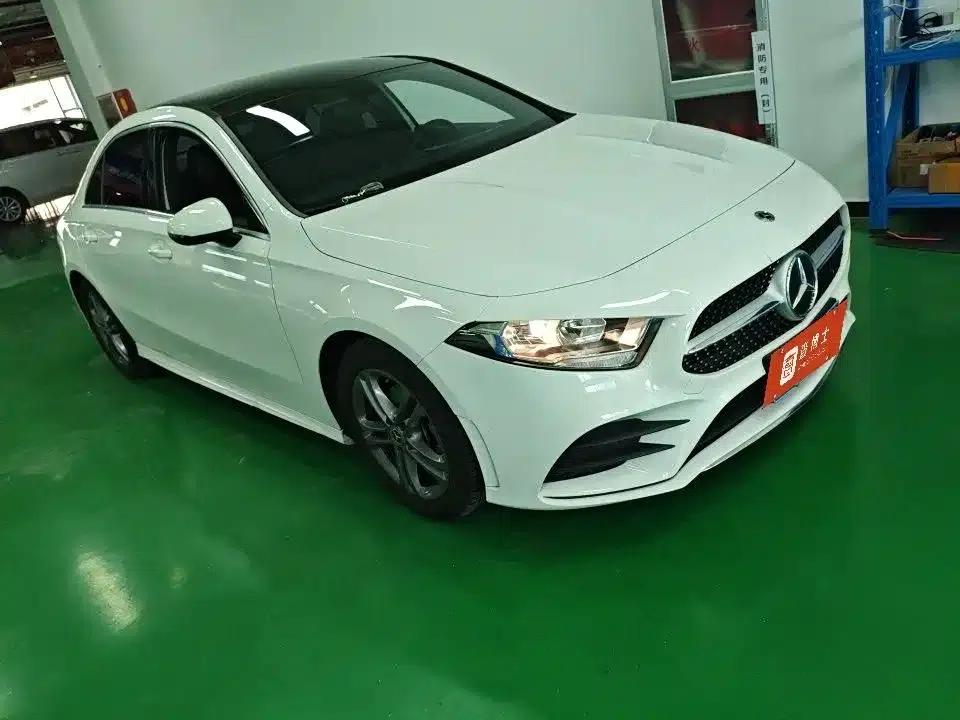 2022 Mercedes-Benz A-Class A 180 L Sport Sedan — миниатюра 3