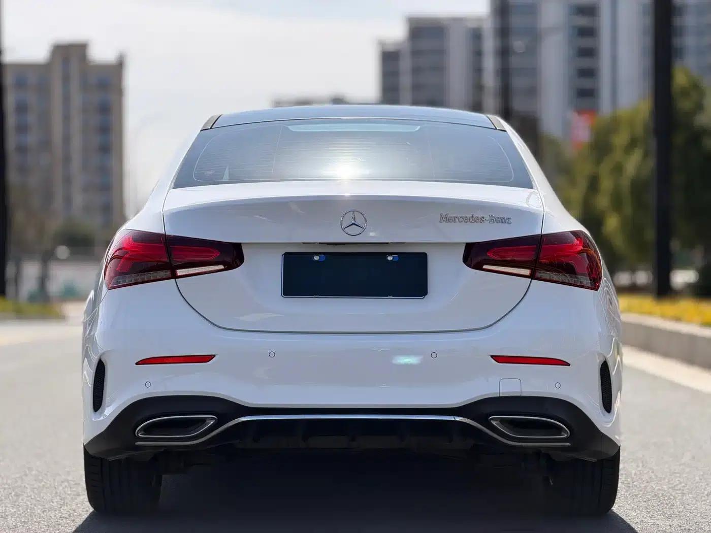 Mercedes-Benz A-Class 2022 A 200 L Sport Sedan Dynamic Edition — миниатюра 11