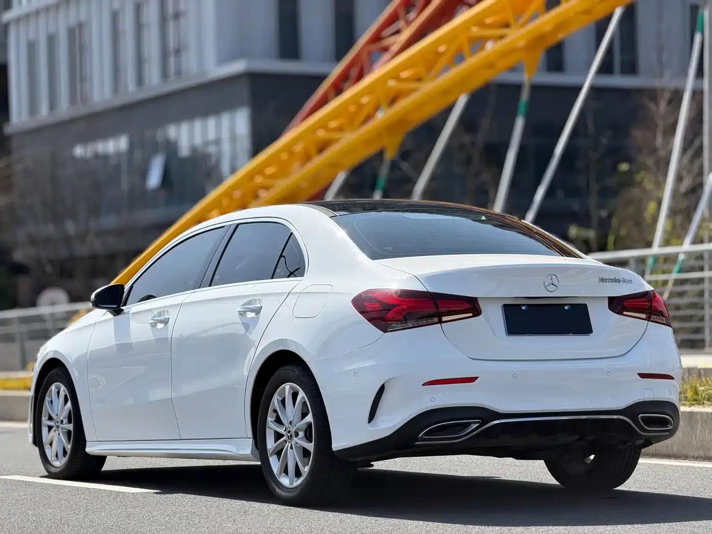 Mercedes-Benz A-Class 2022 A 200 L Sport Sedan Dynamic Edition — миниатюра 9