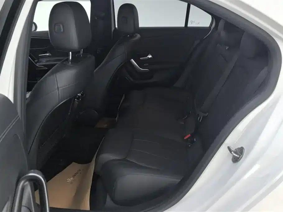 Mercedes-Benz A-Class 2022 A 200 L Sport Sedan Dynamic Edition — миниатюра 11