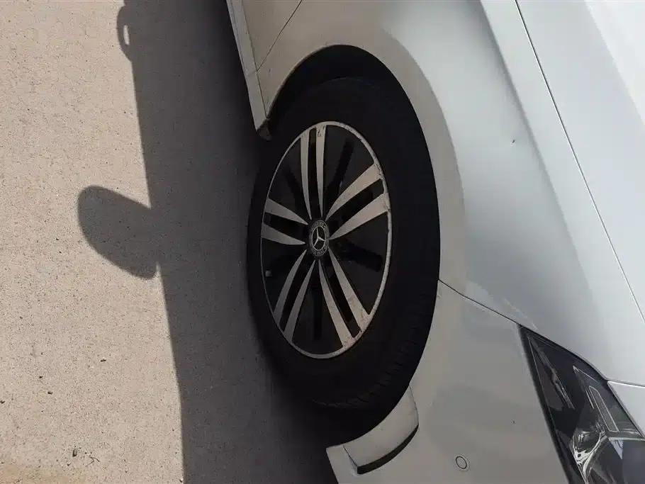 2019 Mercedes-Benz A-Class A 180 L Sport Sedan — миниатюра 6