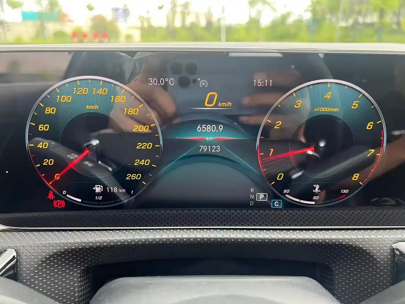 Mercedes-Benz A-Class 2020 A 200 L Sport Sedan — миниатюра 11