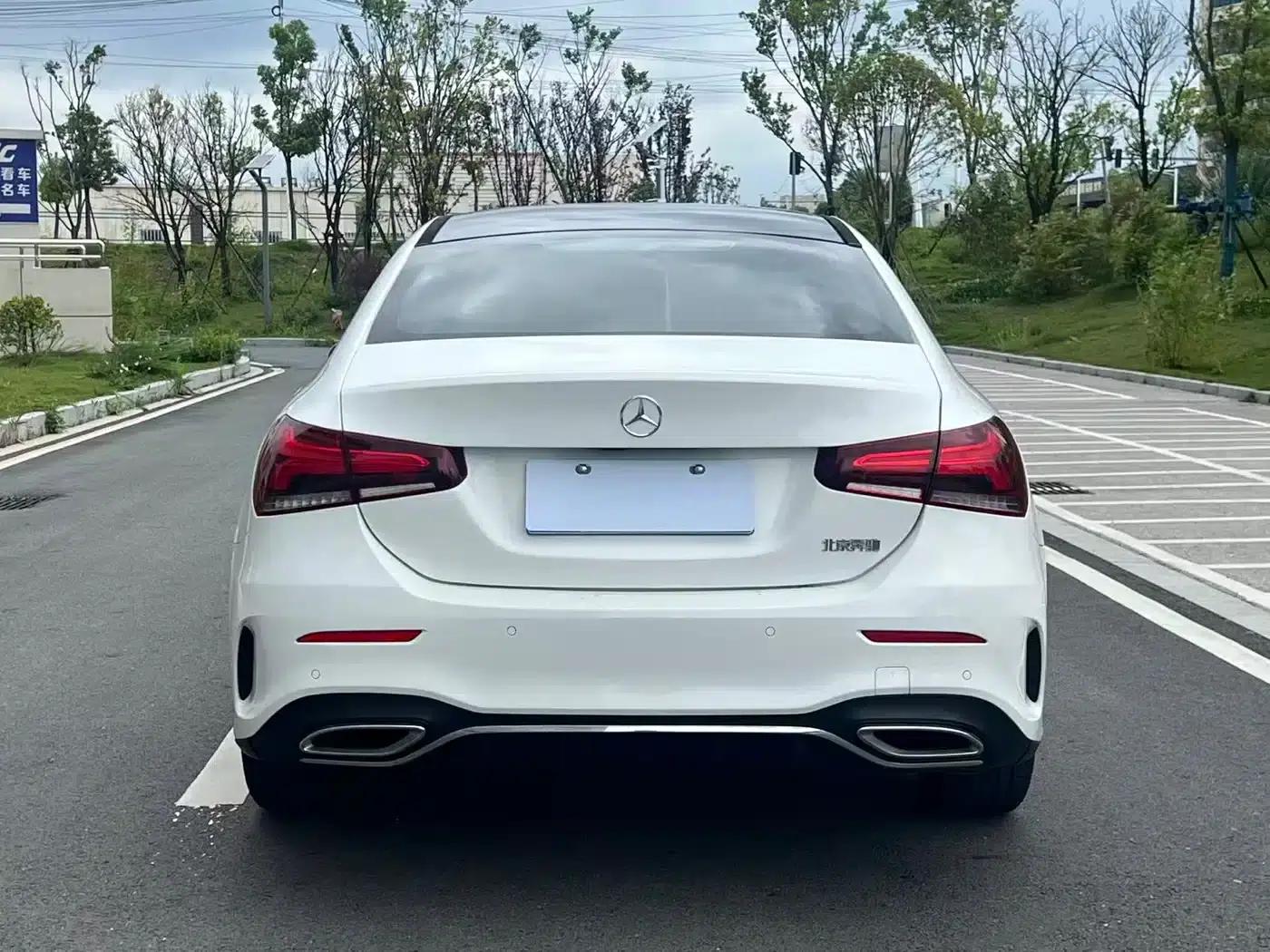 Mercedes-Benz A-Class 2020 A 200 L Sport Sedan — миниатюра 9