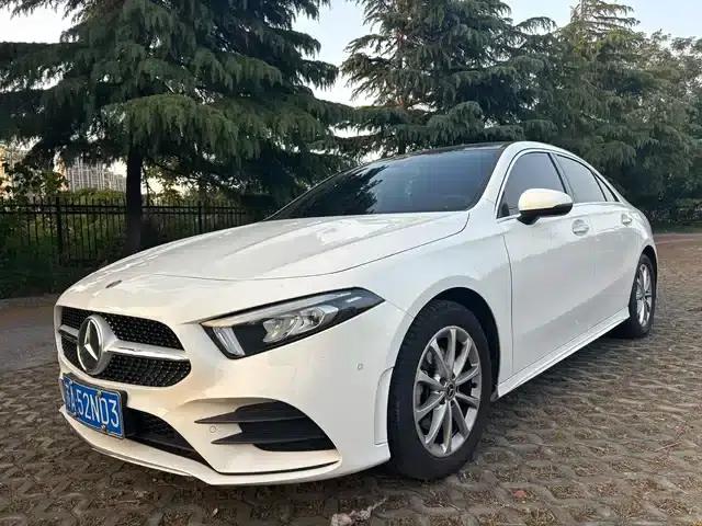 Mercedes-Benz A-Class 2020 Facelift A 200 L Sport Sedan Fashion Model