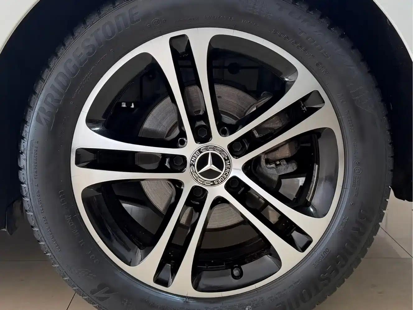 2023 Mercedes-Benz A-Class A 180 L — миниатюра 28