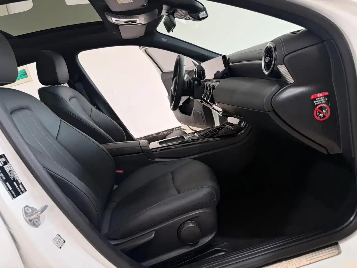 2023 Mercedes-Benz A-Class A 180 L — миниатюра 10