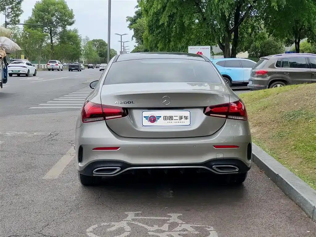 2021 Mercedes-Benz A-Class A 200 L Sport Sedan Dynamic — миниатюра 5