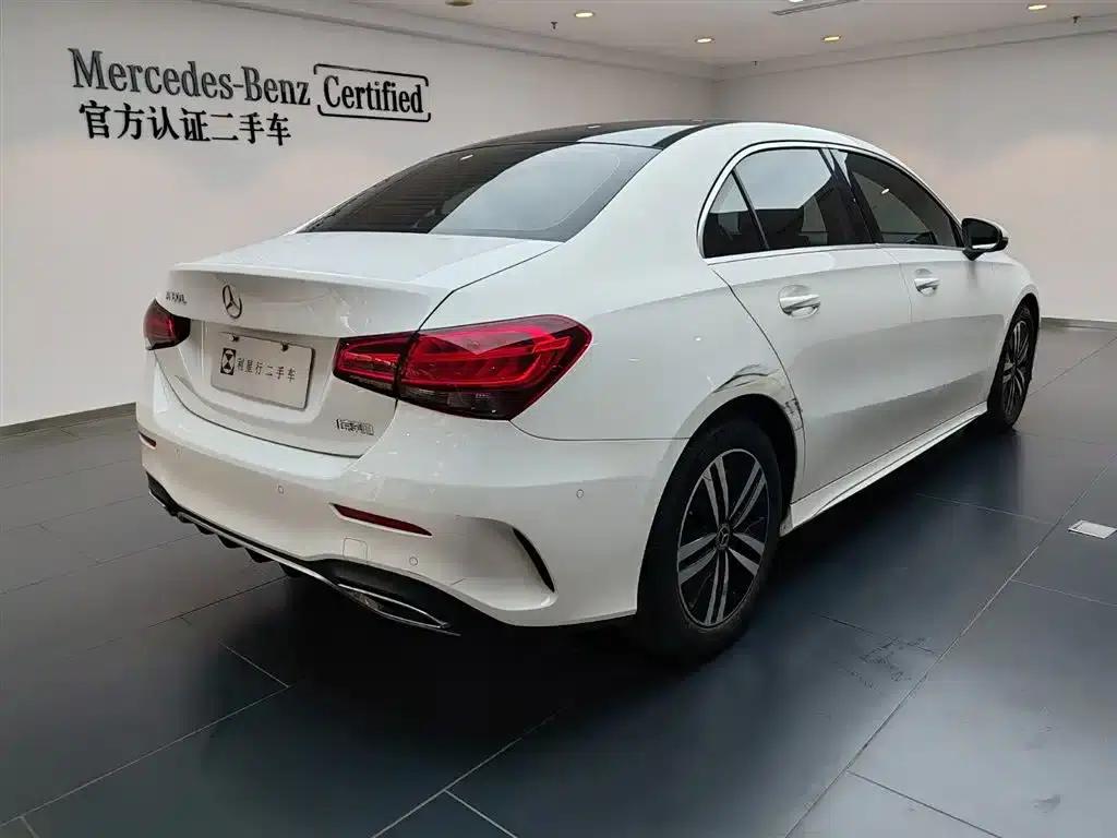 2019 Mercedes-Benz A-Class A 180 L Sport Sedan — миниатюра 6