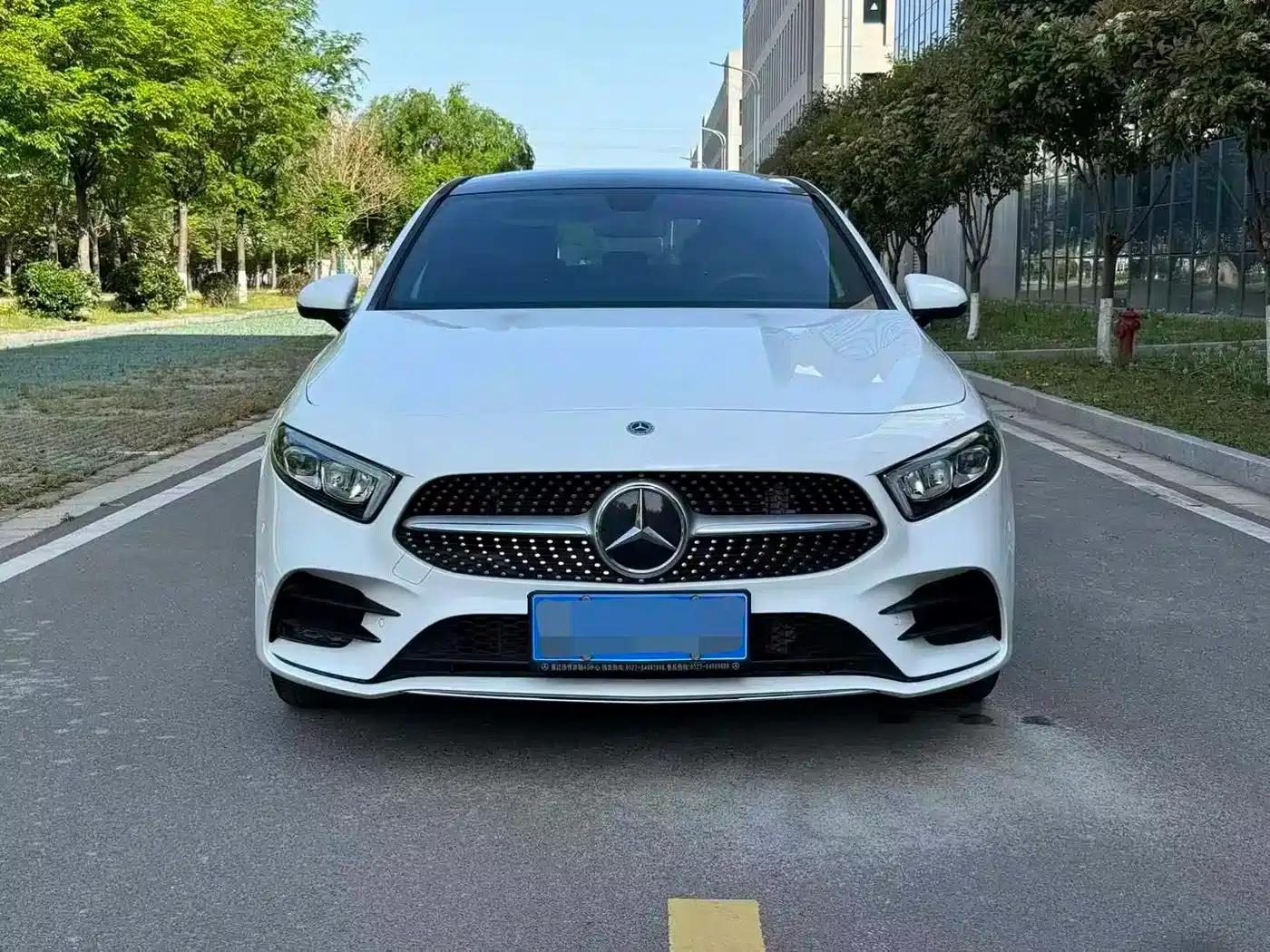 2021 Mercedes-Benz A-Class A 200 L Sport Sedan Dynamic — миниатюра 2