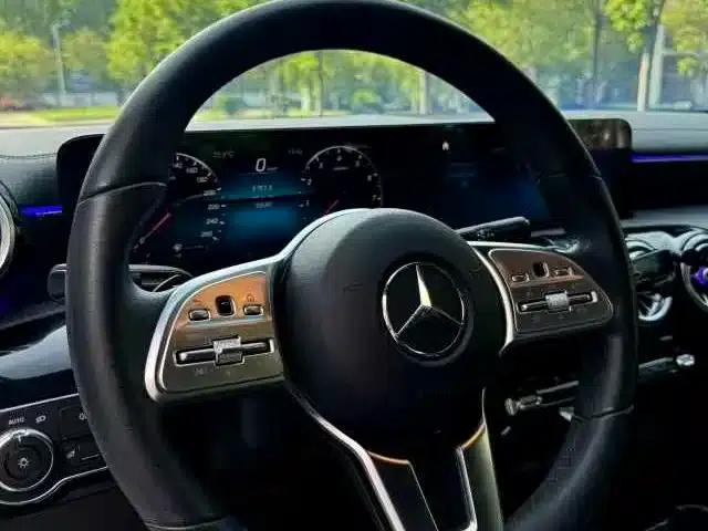2021 Mercedes-Benz A-Class A 200 L Sport Sedan Dynamic — миниатюра 13