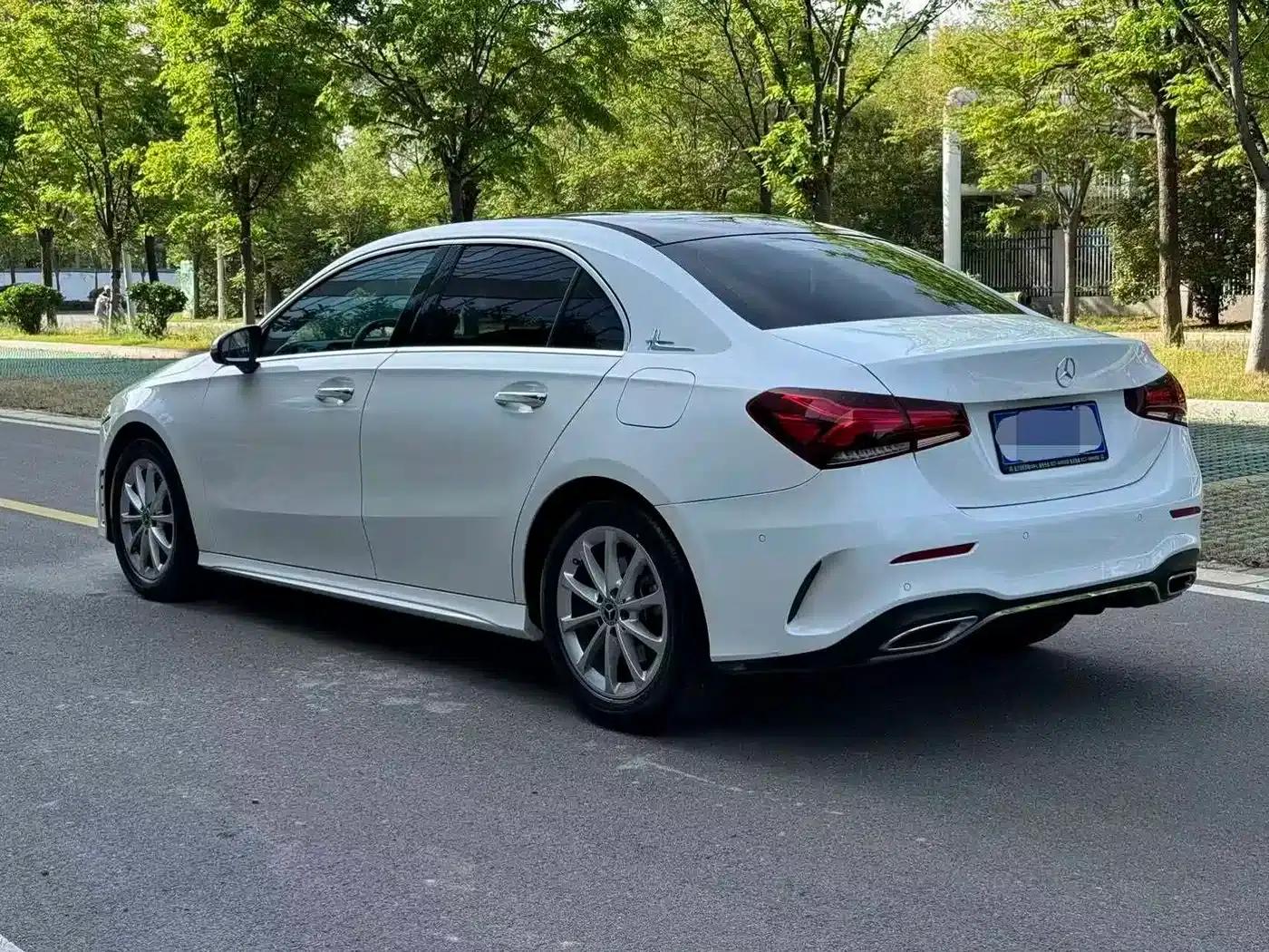 2021 Mercedes-Benz A-Class A 200 L Sport Sedan Dynamic — миниатюра 6