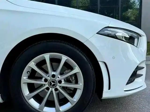 2021 Mercedes-Benz A-Class A 200 L Sport Sedan Dynamic — миниатюра 7