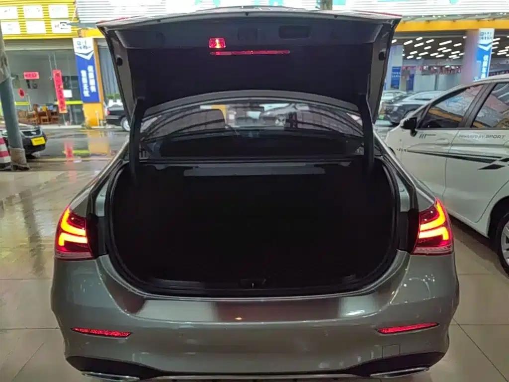 Mercedes-Benz A-Class 2019 Facelift A 200 L Sport Sedan — миниатюра 19