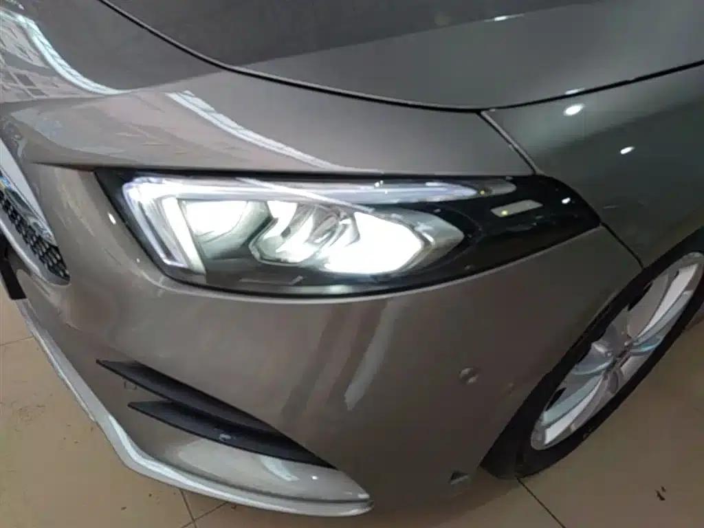 Mercedes-Benz A-Class 2019 Facelift A 200 L Sport Sedan — миниатюра 24