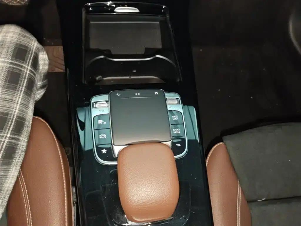 2019 Mercedes-Benz A-Class A 200 L Sport Sedan — миниатюра 21
