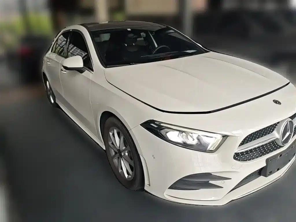 2019 Mercedes-Benz A-Class A 200 L Sport Sedan — миниатюра 7