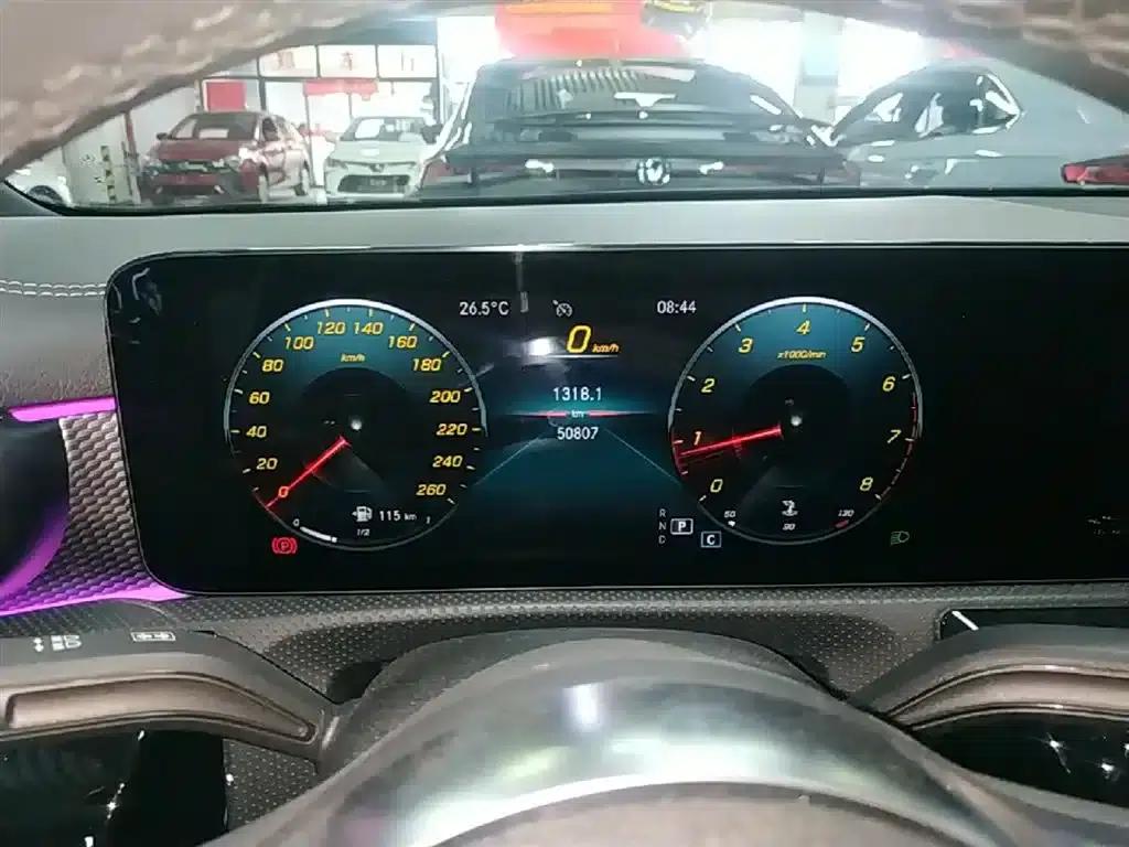 Mercedes-Benz A-Class 2021 A 200 L Sport Sedan Fashion Edition — миниатюра 12