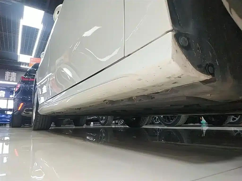 Mercedes-Benz A-Class 2021 A 200 L Sport Sedan Fashion Edition — миниатюра 21