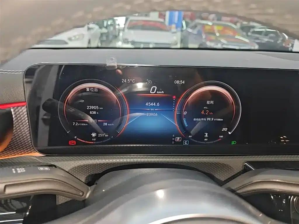 Mercedes-Benz A-Class 2022 Facelift A 200 L Sport Sedan Fashion Model — миниатюра 12