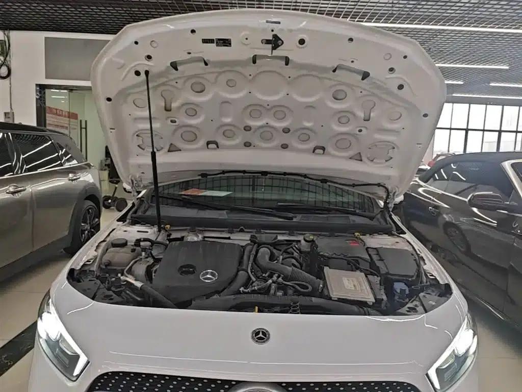 Mercedes-Benz A-Class 2022 Facelift A 200 L Sport Sedan Fashion Model — миниатюра 20