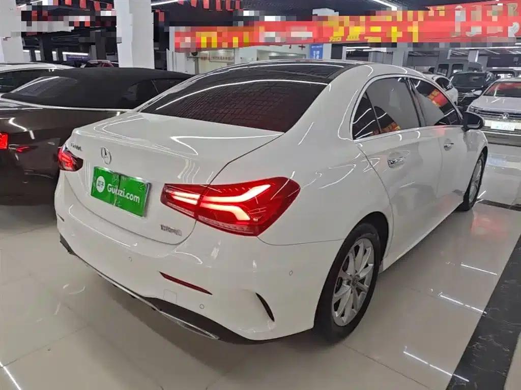 Mercedes-Benz A-Class 2022 Facelift A 200 L Sport Sedan Fashion Model — миниатюра 7