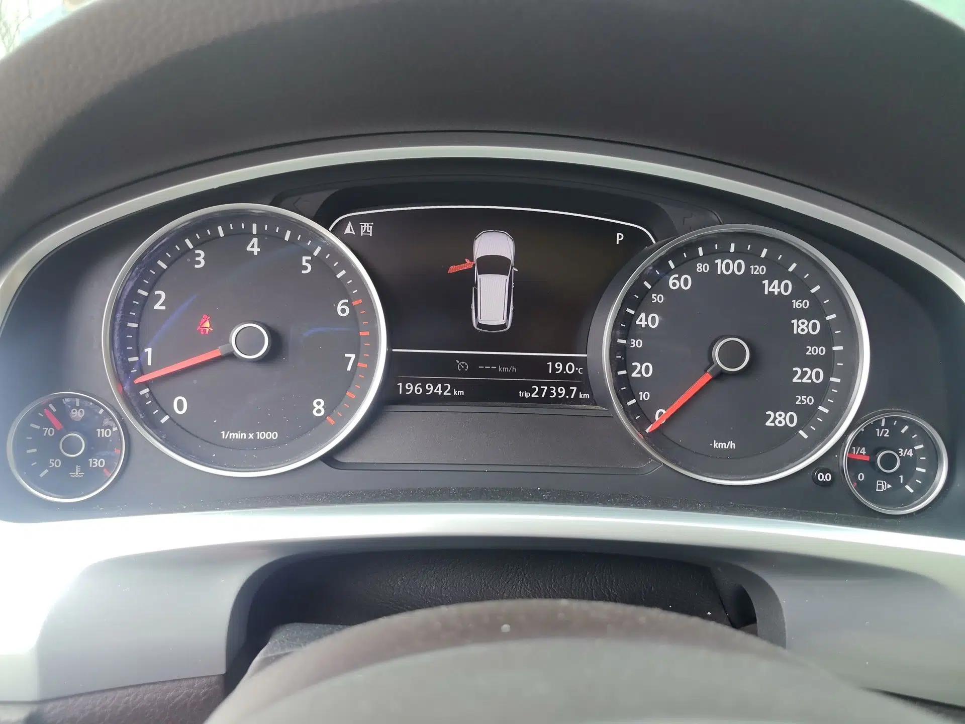 Volkswagen Touareg 2011 3.0 TSI High-End Version — миниатюра 12