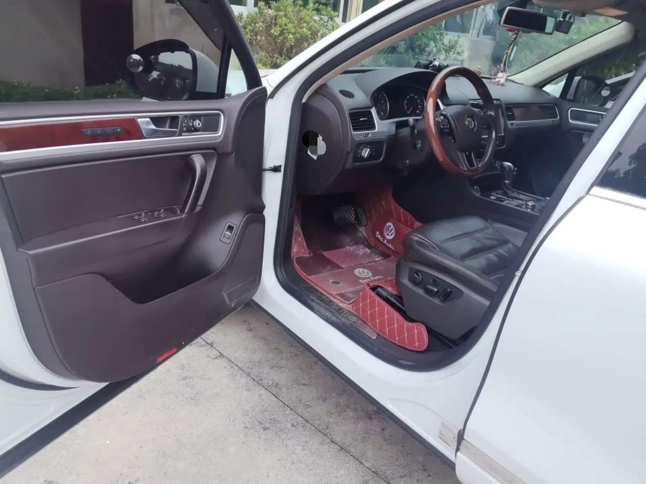 Volkswagen Touareg 2011 3.0 TSI High-End Version — миниатюра 17