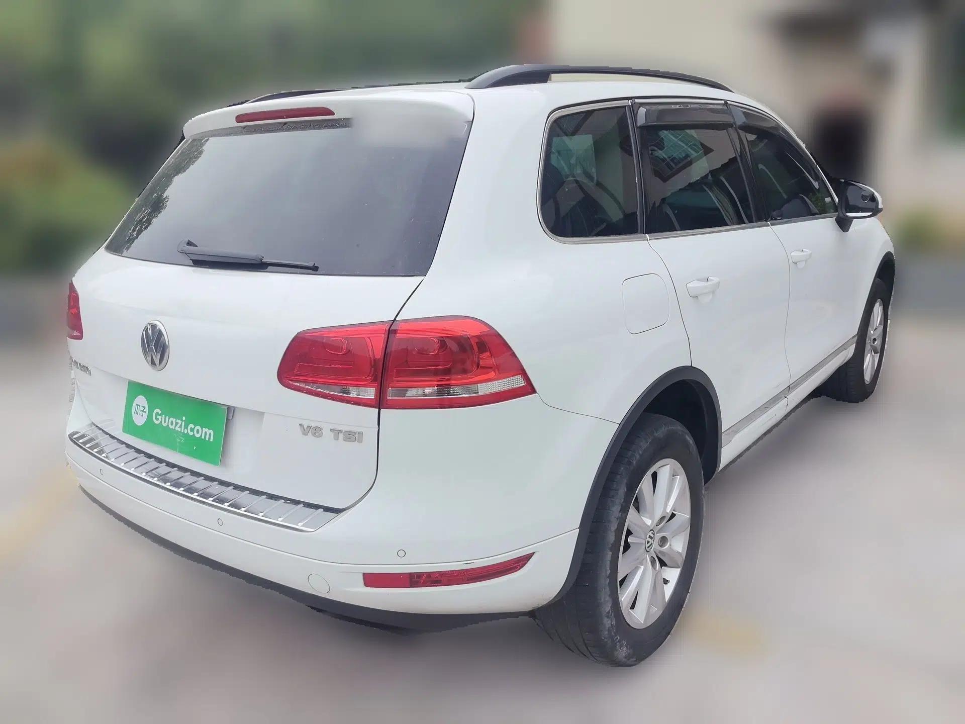 Volkswagen Touareg 2011 3.0 TSI High-End Version — миниатюра 6