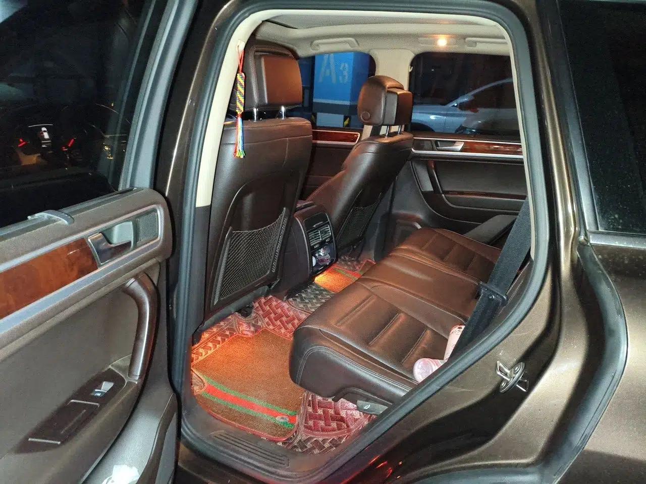Volkswagen Touareg 2011 3.0 TSI Comfort Version — миниатюра 18