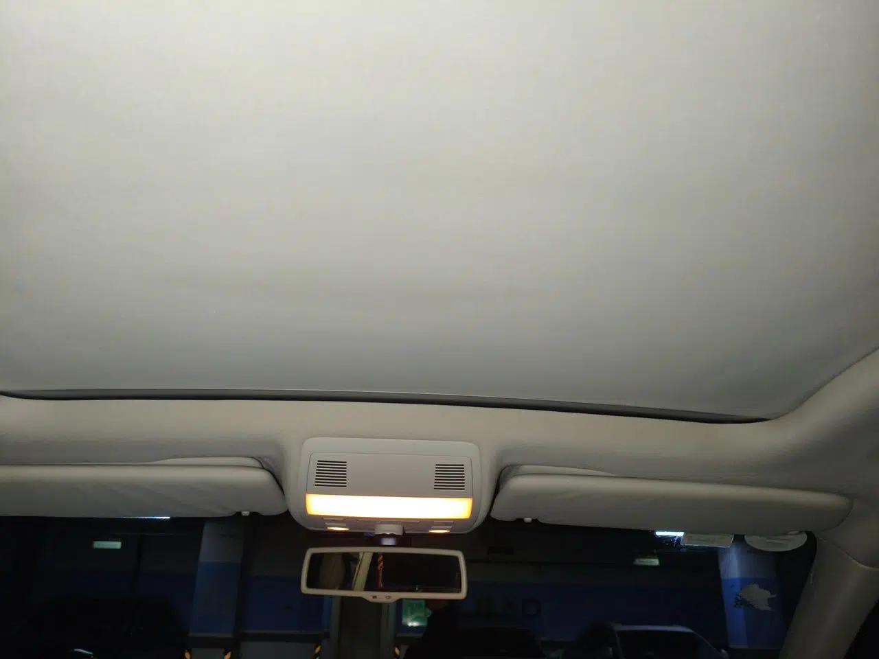 Volkswagen Touareg 2011 3.0 TSI Comfort Version — миниатюра 19