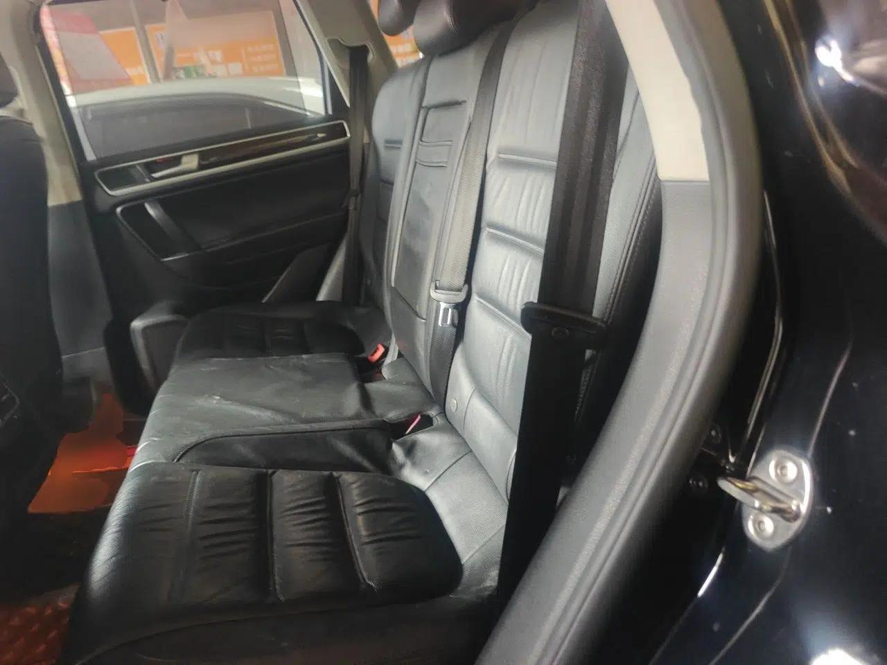 Volkswagen Touareg 2011 3.0 TSI Comfort Version — миниатюра 18