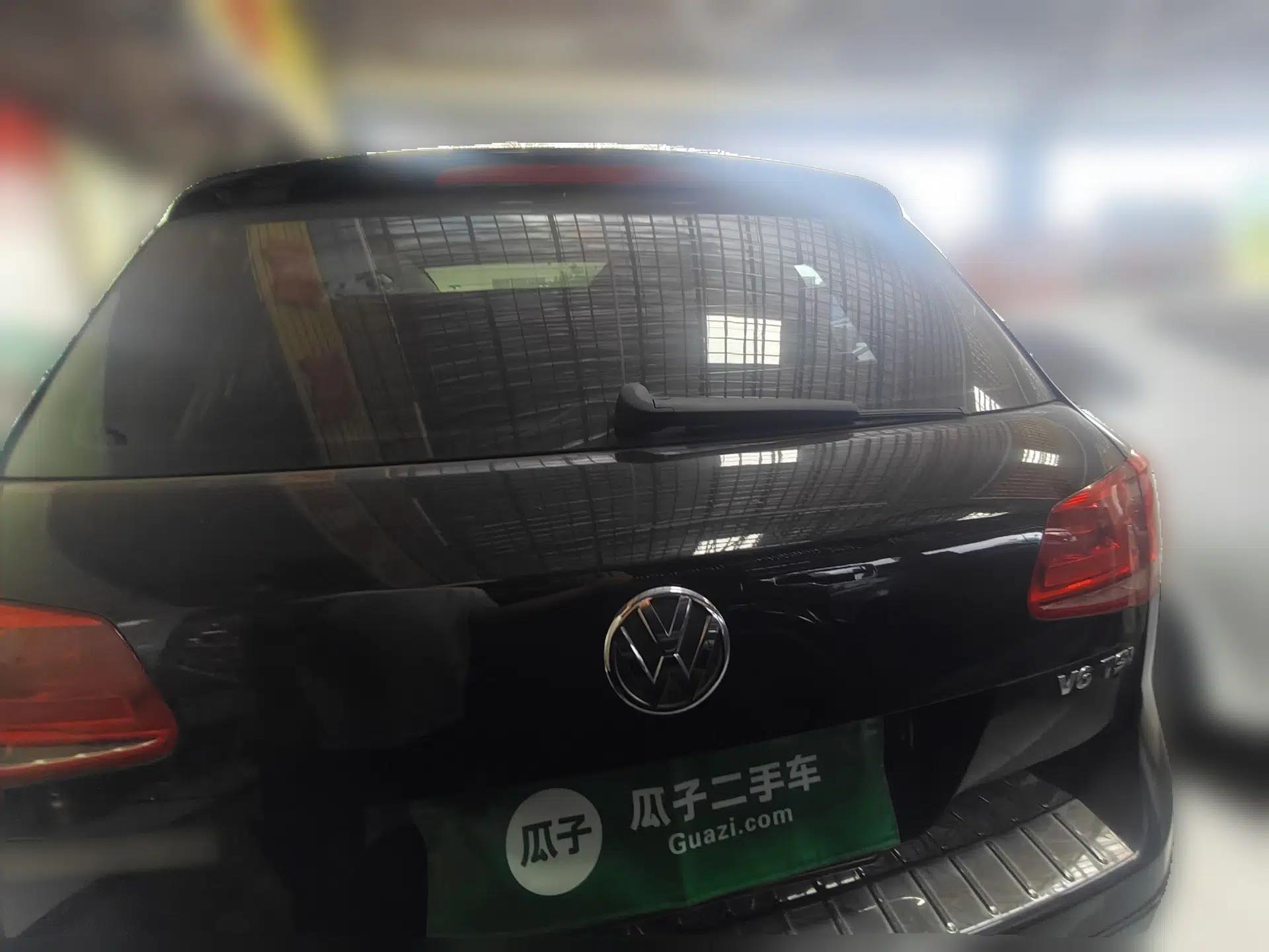 Volkswagen Touareg 2011 3.0 TSI Comfort Version — миниатюра 5