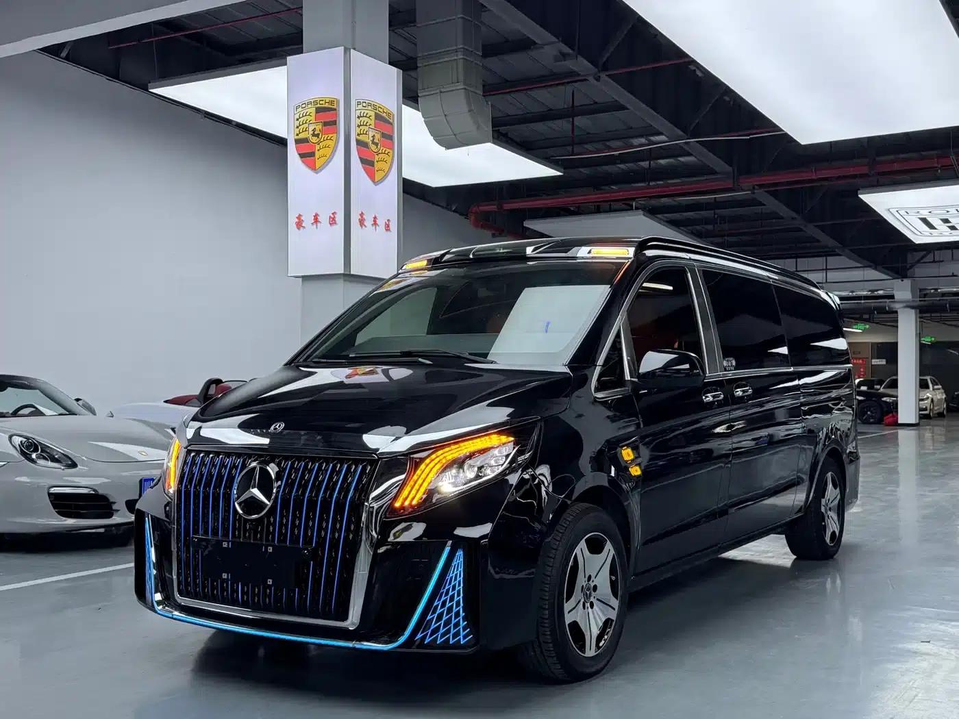 Vito 2021 2.0T Business Edition 7-seater — миниатюра 1