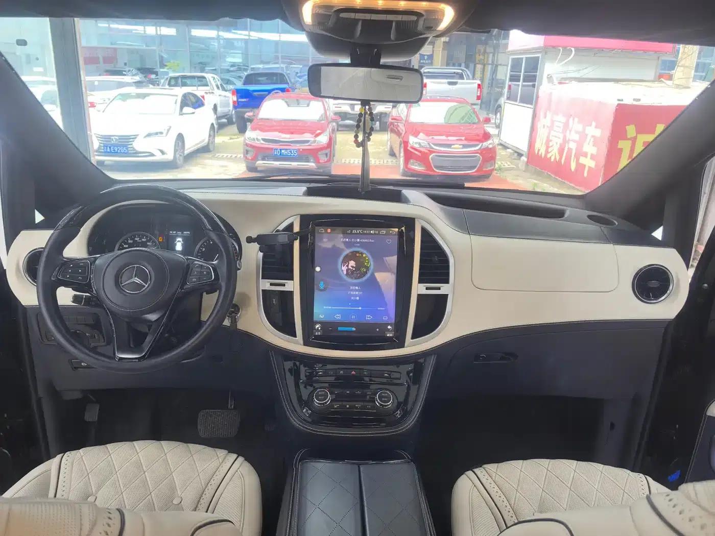 Vito 2021 2.0T Business Edition 7-seater — миниатюра 10