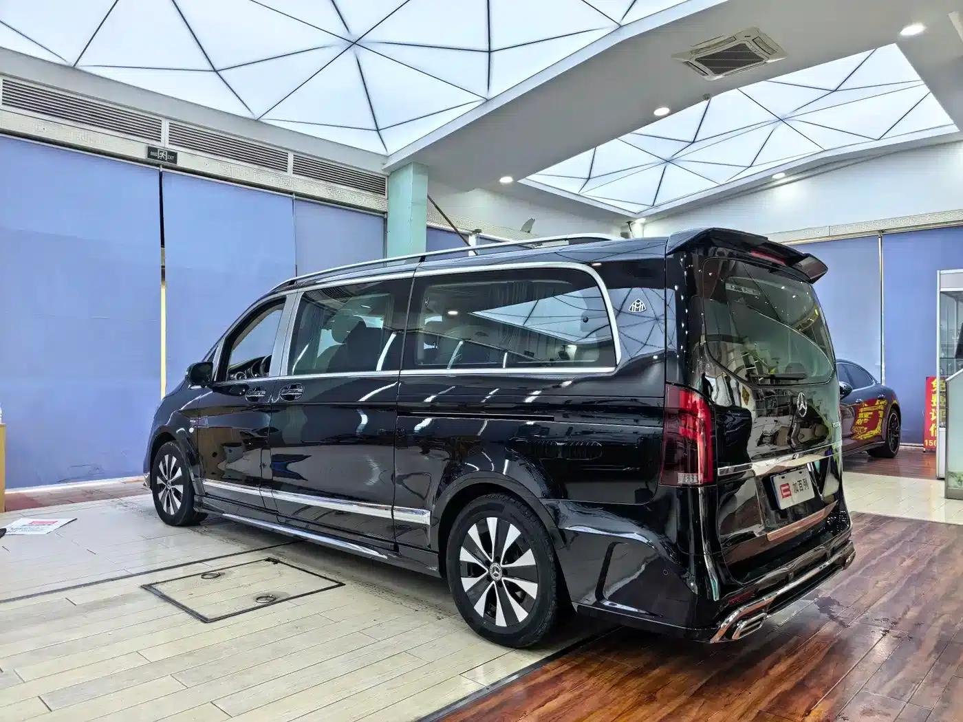 2023 Nissan Vito 2.0T Business Edition 7-seater — миниатюра 22