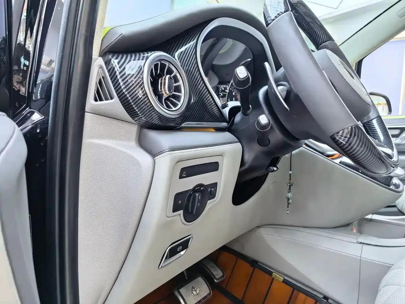 2023 Nissan Vito 2.0T Business Edition 7-seater — миниатюра 6