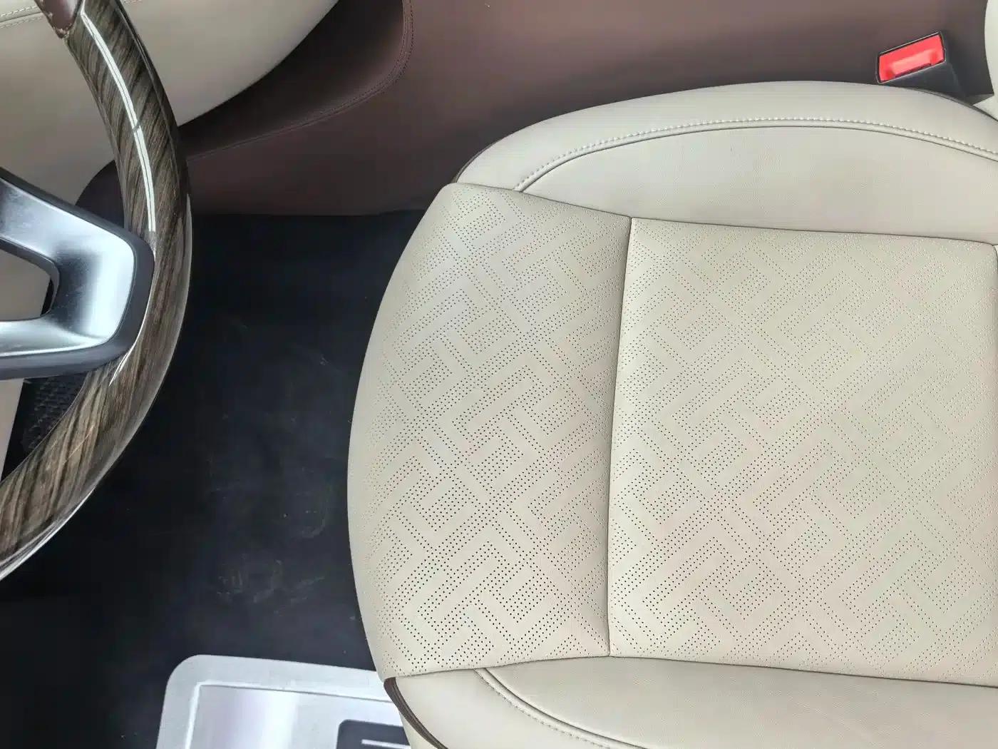Vito 2020 2.0T Business Edition 7-seater — миниатюра 13