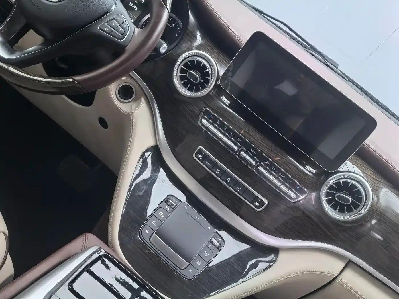 Vito 2020 2.0T Business Edition 7-seater — миниатюра 14