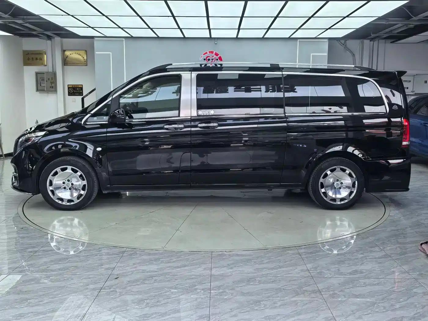 Vito 2020 2.0T Business Edition 7-seater — миниатюра 4