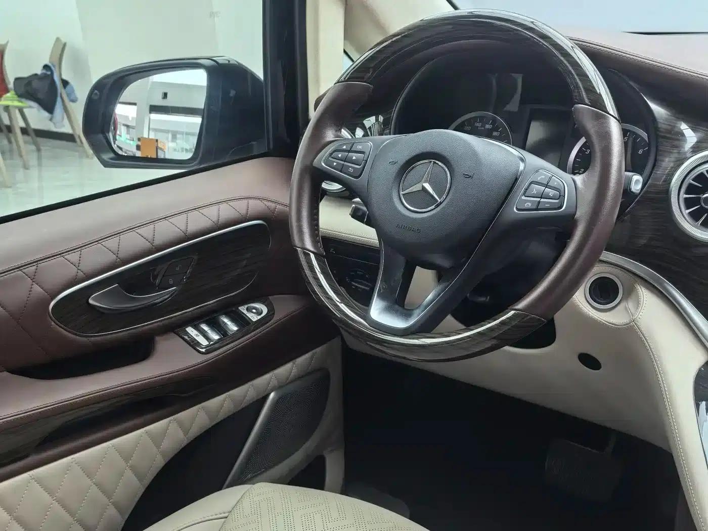 Vito 2020 2.0T Business Edition 7-seater — миниатюра 6