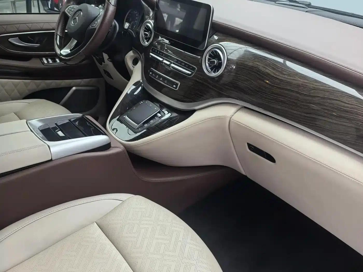 Vito 2020 2.0T Business Edition 7-seater — миниатюра 7