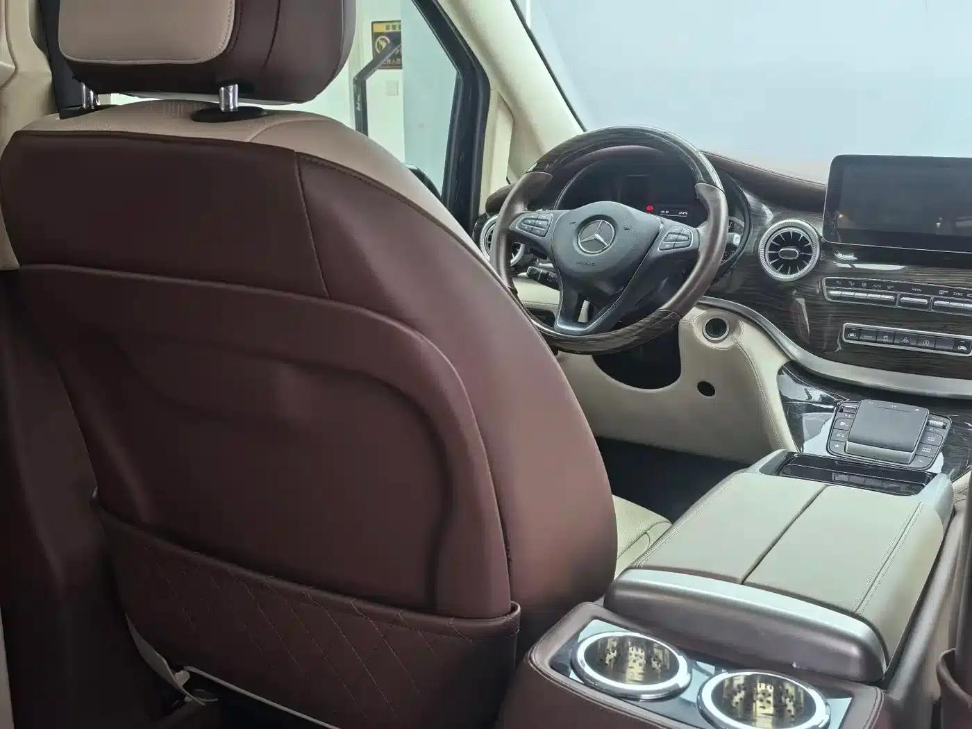 Vito 2020 2.0T Business Edition 7-seater — миниатюра 8